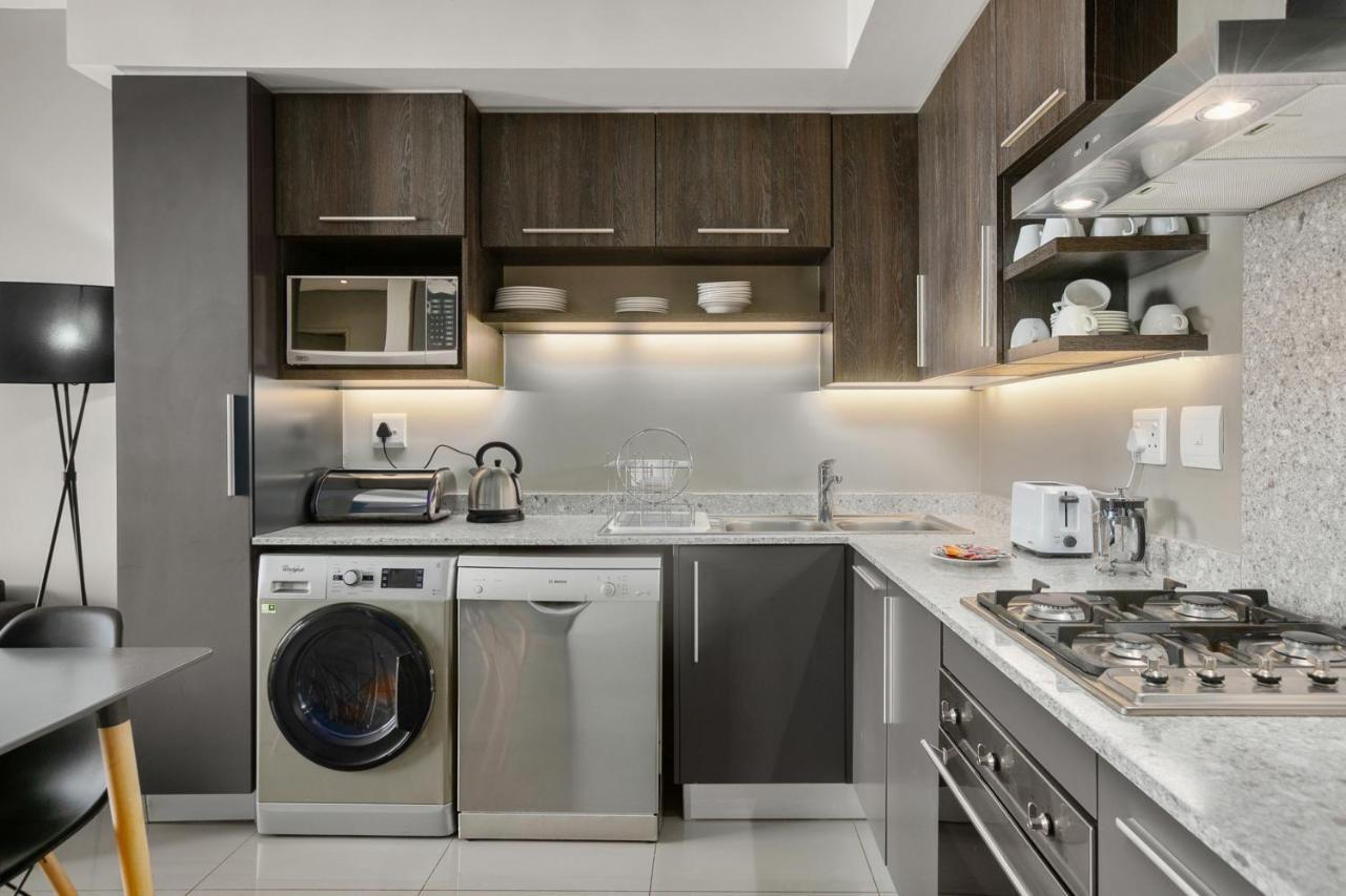 The Tyrwhitt Rosebank Apartments (Adults Only) Johannesburg Zewnętrze zdjęcie