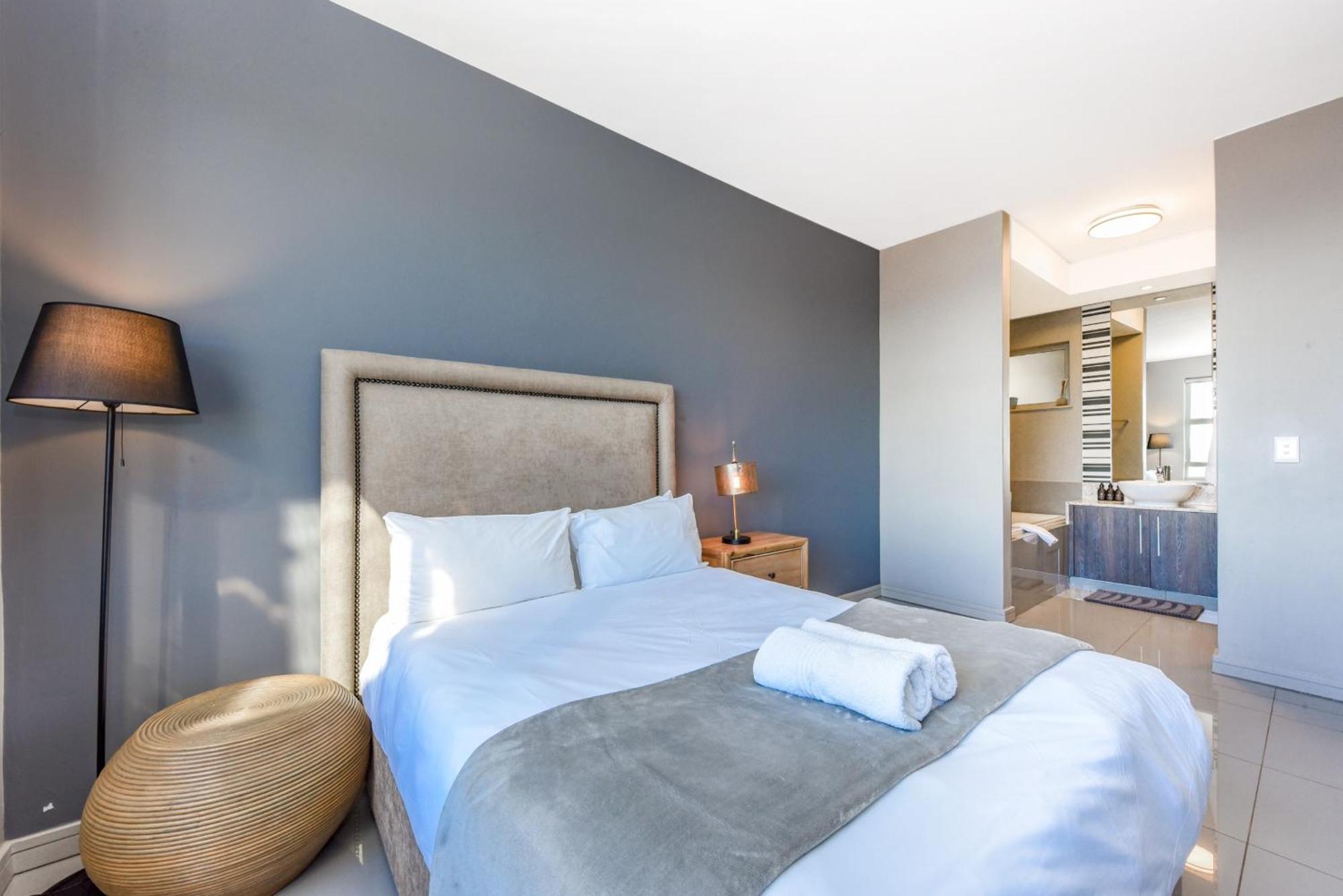 The Tyrwhitt Rosebank Apartments (Adults Only) Johannesburg Zewnętrze zdjęcie